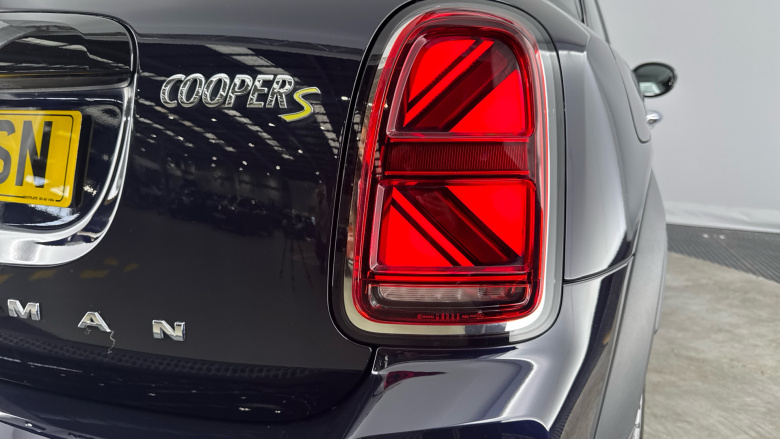 MINI Countryman 1.5 Cooper S E Exclusive Prem ALL4 PHEV 5dr Auto Hatchback